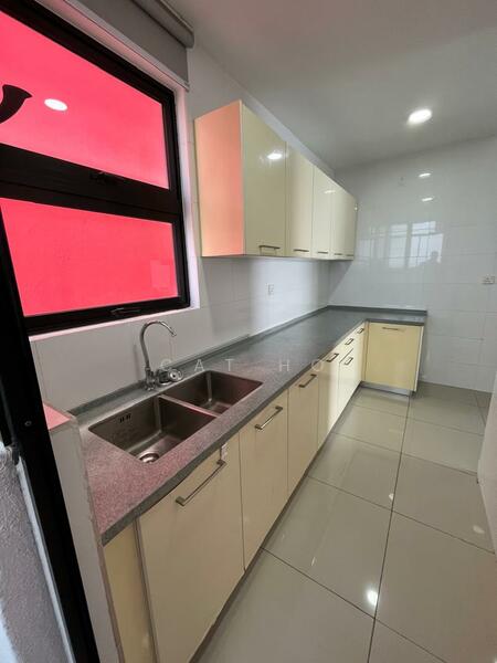 Service Residence for Sale at D'Aman Residences @ Puchong - Cat Ho - PropertyGuru.com.my