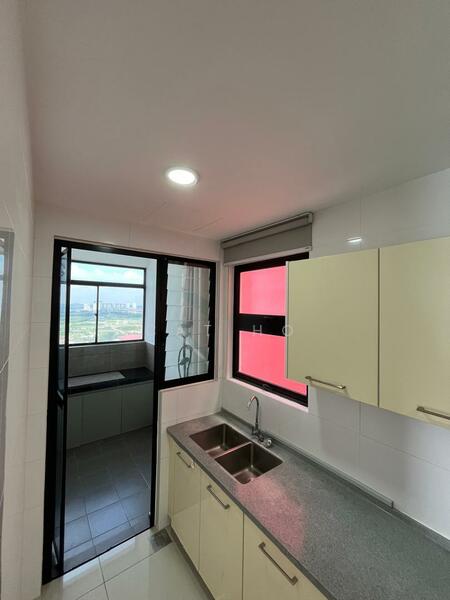 Service Residence for Sale at D'Aman Residences @ Puchong - Cat Ho - PropertyGuru.com.my