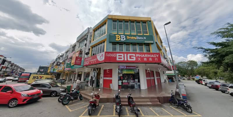 Shop for Rent in Taman Sri Serdang (Seri Kembangan) - Steven Tay - Exterior - PropertyGuru.com.my