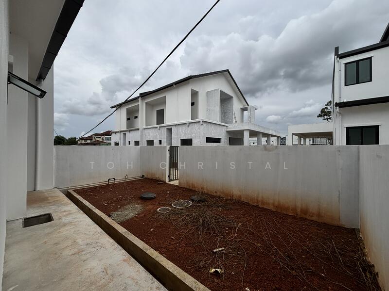 2-storey Terraced House for Sale in Kuching (Sarawak) - Toh Christal - Backyard - PropertyGuru.com.my