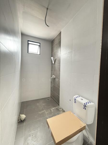 2-storey Terraced House for Sale in Kuching (Sarawak) - Toh Christal - Bathroom - PropertyGuru.com.my