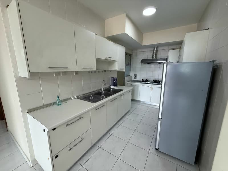 Servis Apartment untuk Dijual di Kiara Designer Suites - Bao Jie - Kitchen - PropertyGuru.com.my