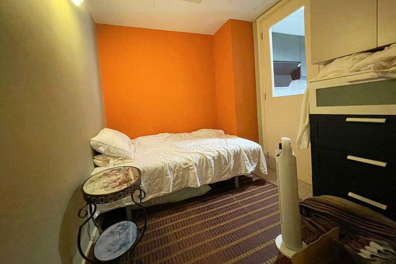 Condominium for Sale at Hampshire Park Condominium - Seri Nordin - Bedroom - PropertyGuru.com.my