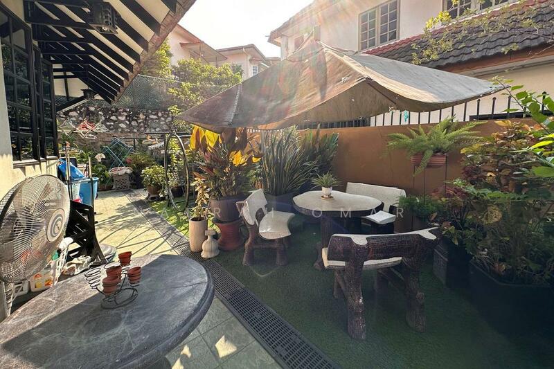2-storey Terraced House for Sale in Taman Gombak Setia (Gombak) - Nadrah Omar - Garden - PropertyGuru.com.my