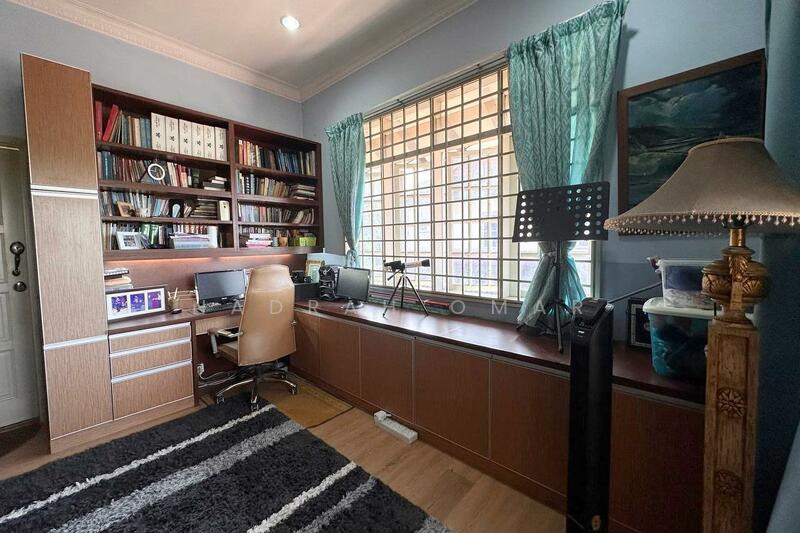 2-storey Terraced House for Sale in Taman Gombak Setia (Gombak) - Nadrah Omar - Study - PropertyGuru.com.my