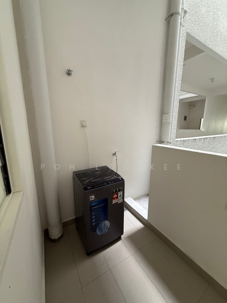 Condominium for Rent at d'Brightton - Poh Loo Kee - Balcony - PropertyGuru.com.my