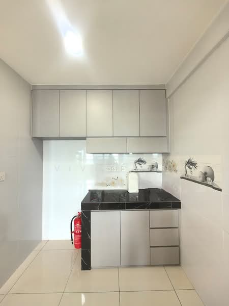 Kediaman Servis untuk Dijual di Impiria Residensi Bukit Tinggi Klang - Vivan Tan - Kitchen - PropertyGuru.com.my