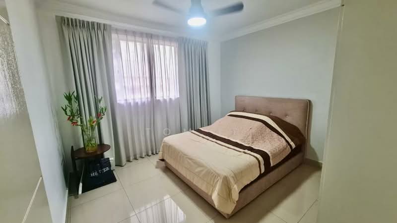 3-storey Terraced House for Sale in Taman Desa Seputeh (Seputeh) - Tom Ip - Bedroom - PropertyGuru.com.my