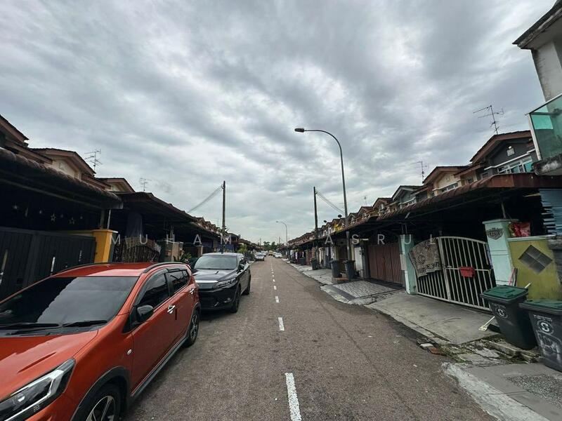 2-storey Terraced House for Sale in Taman Bestari Indah (Ulu Tiram) - Muhamad Asrul - Exterior - PropertyGuru.com.my