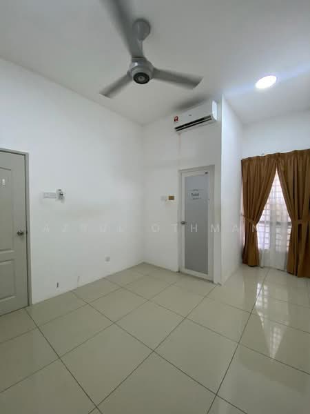 TAMAN BAYU INDERA LUKUT untuk Untuk Dijual - RM 340,000, Mac 2026 - Interior - PropertyGuru.com.my