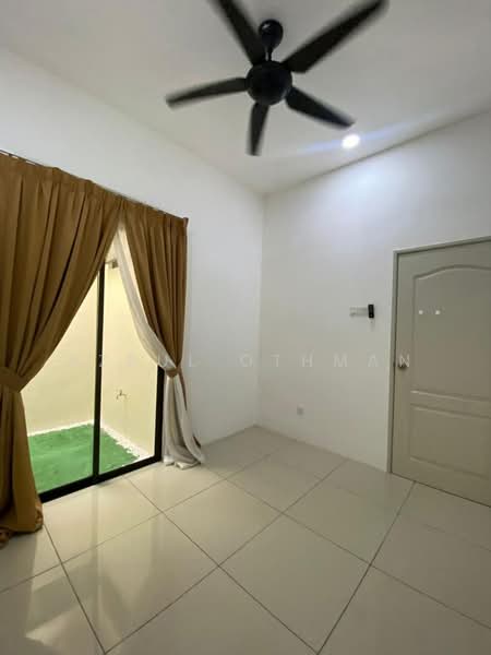 TAMAN BAYU INDERA LUKUT untuk Untuk Dijual - RM 340,000, Mac 2026 - Interior - PropertyGuru.com.my