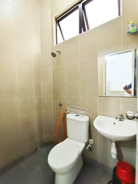 Rumah Teres untuk Dijual di Port Dickson (Negeri Sembilan) - Azrul Othman - Bathroom - PropertyGuru.com.my