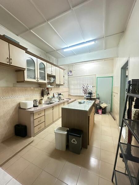 1-storey Terraced House for Sale in Bukit Indah (Iskandar Puteri (Nusajaya)) - Ee Fong Toh - Kitchen - PropertyGuru.com.my