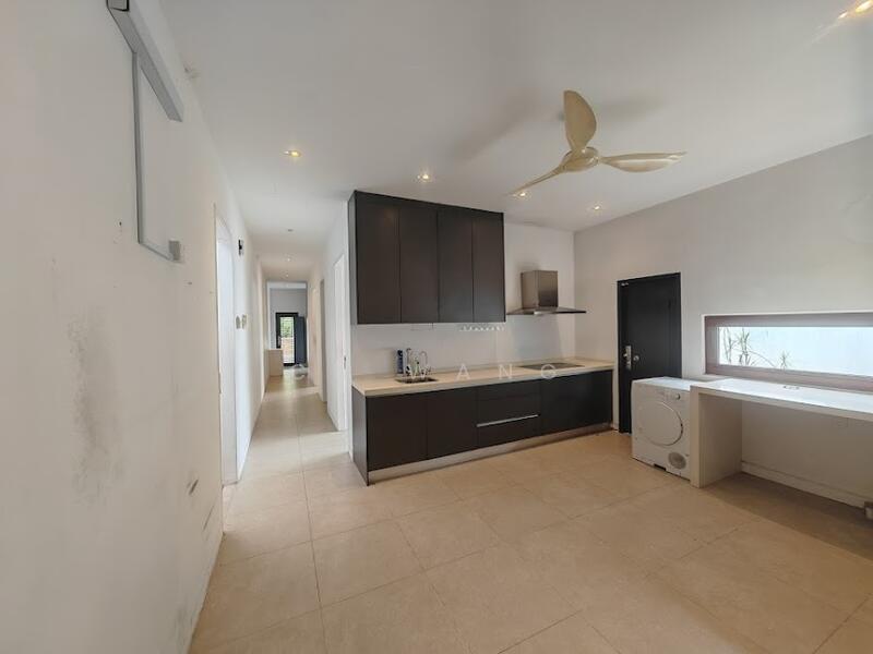 Ledang Heights untuk Untuk Disewa - RM 28,000 /bulan, Feb 2026 - Kitchen - PropertyGuru.com.my