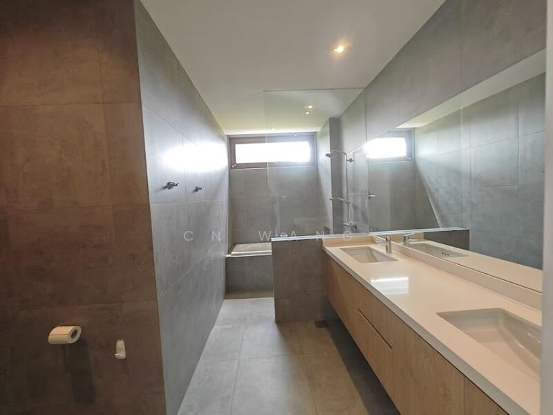 Ledang Heights untuk Untuk Disewa - RM 28,000 /bulan, Feb 2026 - Bathroom - PropertyGuru.com.my