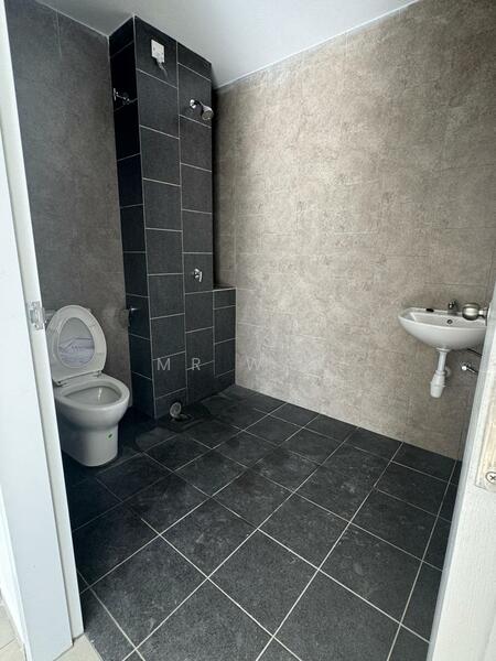 Semi-Detached House for Rent in Setia Ecohill (Semenyih) - Mr Wan - Bathroom - PropertyGuru.com.my