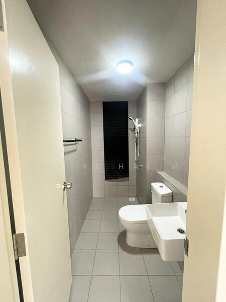 Condominium for Rent at Lakefront Homes - Hairi Halim - Bathroom - PropertyGuru.com.my