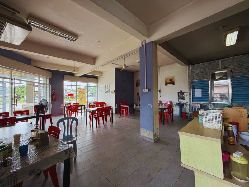 Shop for Sale in Kampung Padang Midin (Bukit Payung) - Alias Bin Mohamad - Interior - PropertyGuru.com.my