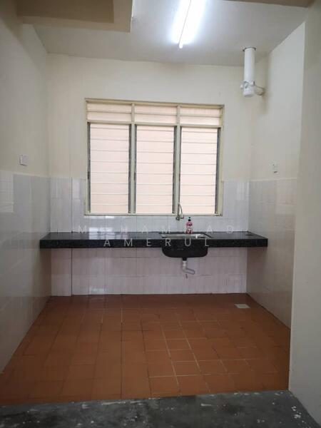 Apartment for Rent at Seri Angsana - Muhammad Amerul - Kitchen - PropertyGuru.com.my