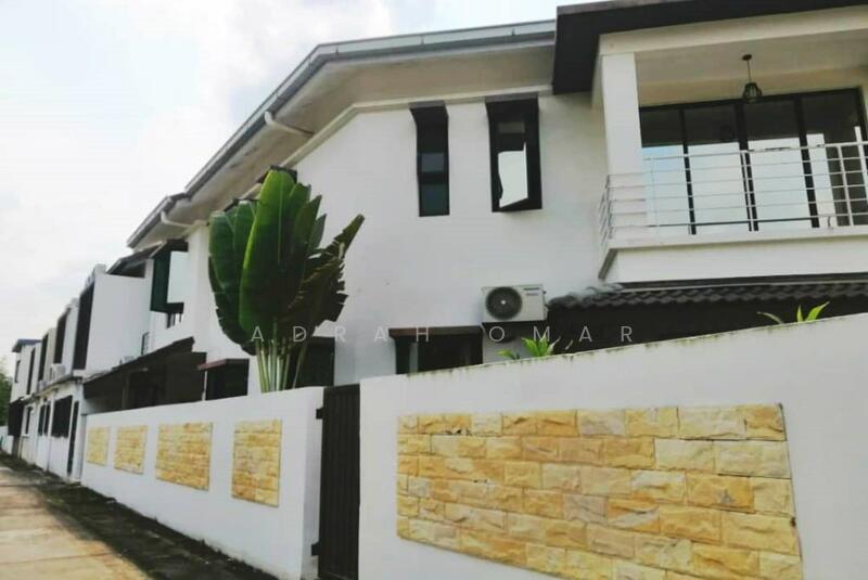 2-storey Terraced House for Sale in Denai Alam (Shah Alam) - Nadrah Omar - Exterior - PropertyGuru.com.my