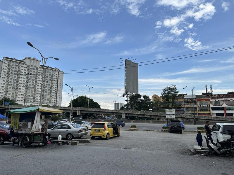 Shop / Office for Rent in Taman Sri Gombak (Gombak) - Hairul Ramli - Exterior - PropertyGuru.com.my