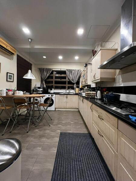 3-storey Terraced House for Sale in Desa Parkcity (Kuala Lumpur) - Hei Kar Jun - Kitchen - PropertyGuru.com.my