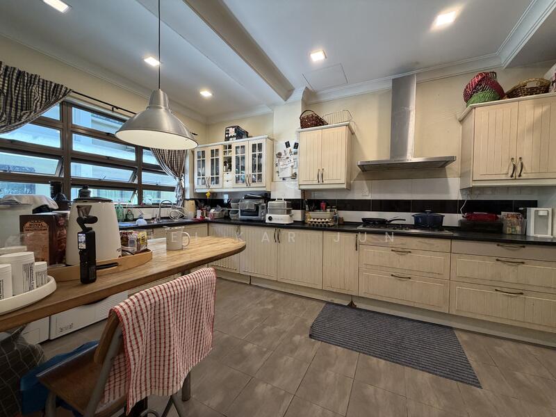 3-storey Terraced House for Sale in Desa Parkcity (Kuala Lumpur) - Hei Kar Jun - Kitchen - PropertyGuru.com.my