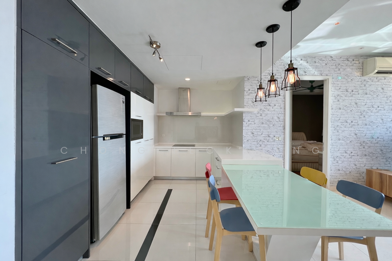 Service Residence for Sale at Gateway Kiaramas Residences - Chong Teck Seng - Kitchen - PropertyGuru.com.my