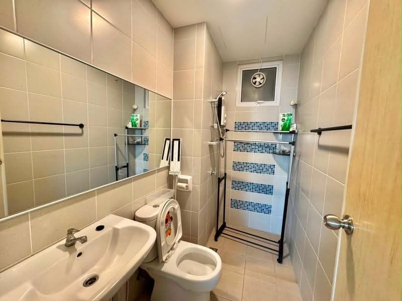 Condominium for Sale at i-Santorini - Ertmen Ho - Bathroom - PropertyGuru.com.my
