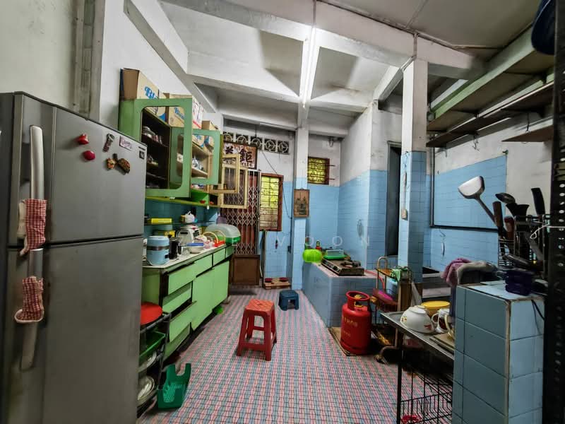 Kedai untuk Dijual di Kuching (Sarawak) - Zoe Voon - Kitchen - PropertyGuru.com.my