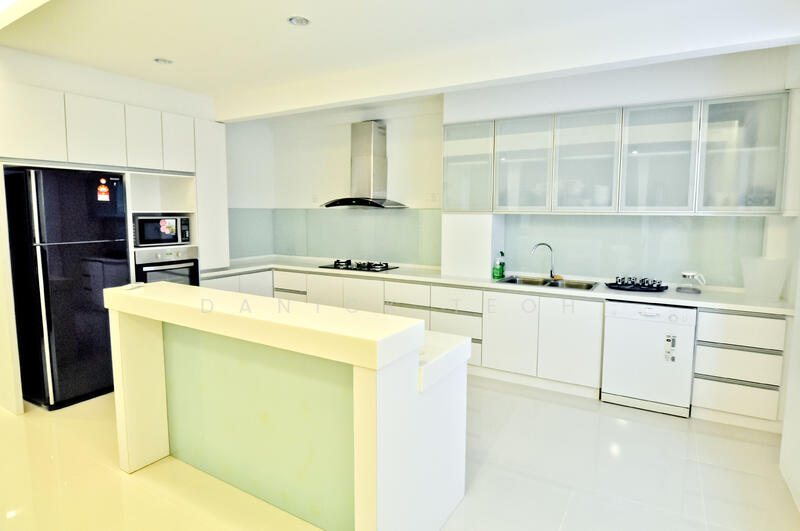 Moonlight Bay untuk Untuk Dijual - RM 2,900,000, Apr 2026 - Kitchen - PropertyGuru.com.my