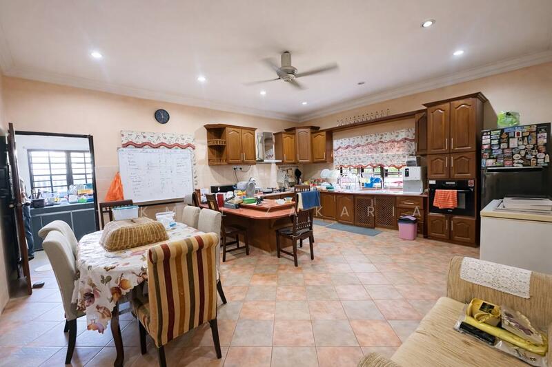 Bungalow for Sale in Petaling Jaya (Selangor) - Akmal Zakaria - PropertyGuru.com.my