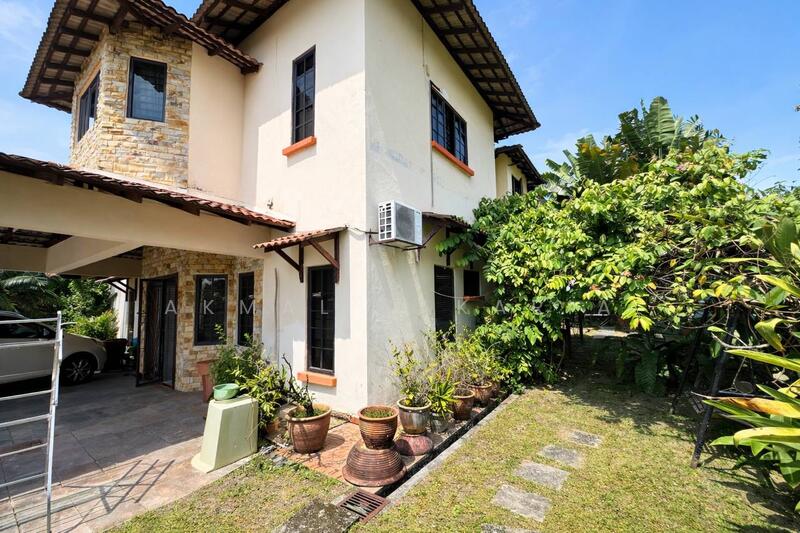 Bungalow for Sale in Petaling Jaya (Selangor) - Akmal Zakaria - PropertyGuru.com.my