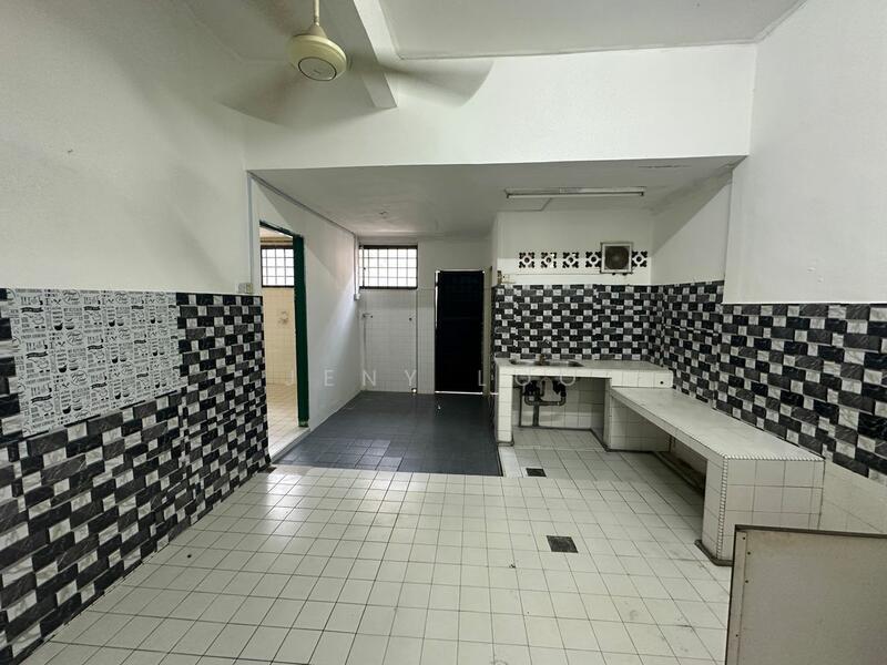 2-storey Terraced House for Sale in Skudai (Johor) - Jeny Loo - Kitchen - PropertyGuru.com.my