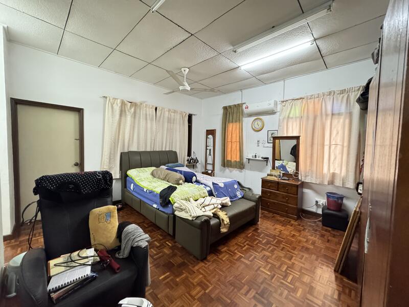Bungalow for Sale in SS3 (Petaling Jaya) - Shawn Chong - Bedroom - PropertyGuru.com.my
