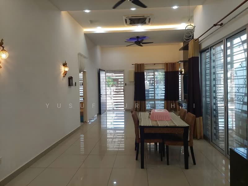 Zero-Lot Bungalow for Sale in Bertam (Kepala Batas) - Yusuf Surachei - Living Room - PropertyGuru.com.my