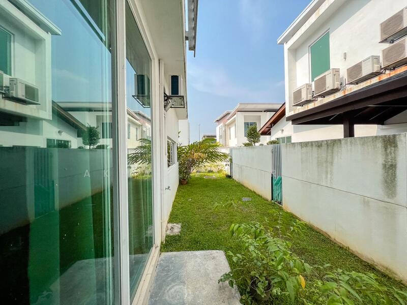 Semi-Detached House for Sale in Cyberjaya (Selangor) - Akmal Zakaria - PropertyGuru.com.my