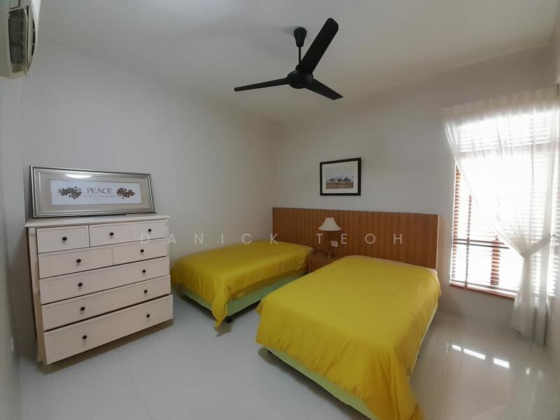 Bungalow for Sale in Batu Ferringhi (Penang) - Danick Teoh - Bedroom - PropertyGuru.com.my