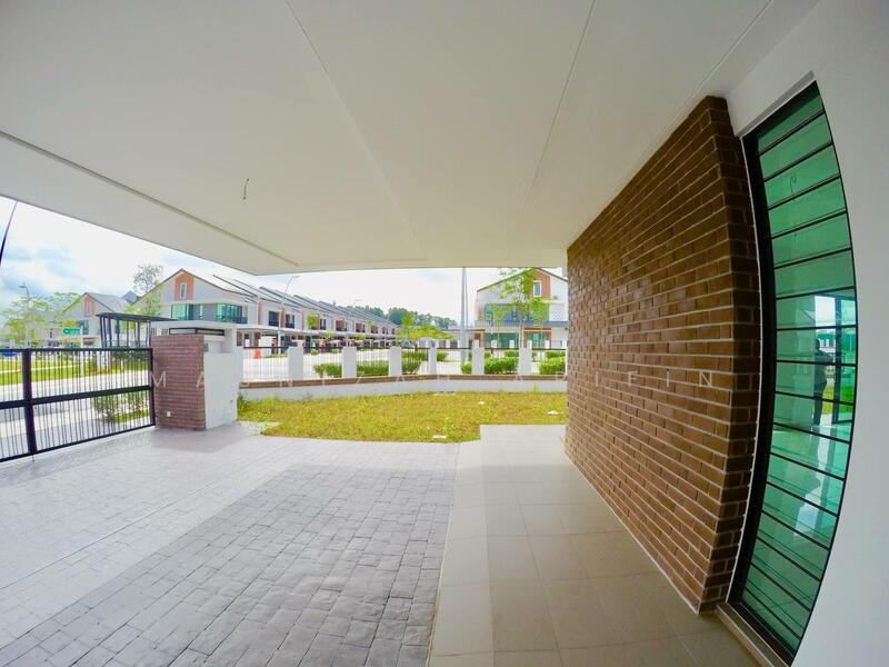 2-storey Terraced House for Sale in Shah Alam (Selangor) - Masnizah Arifin - Exterior - PropertyGuru.com.my