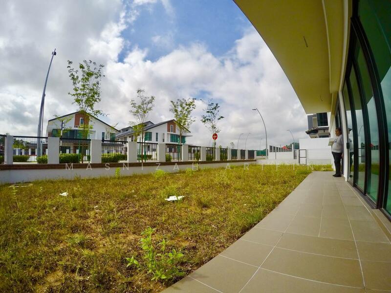 2-storey Terraced House for Sale in Shah Alam (Selangor) - Masnizah Arifin - Exterior - PropertyGuru.com.my