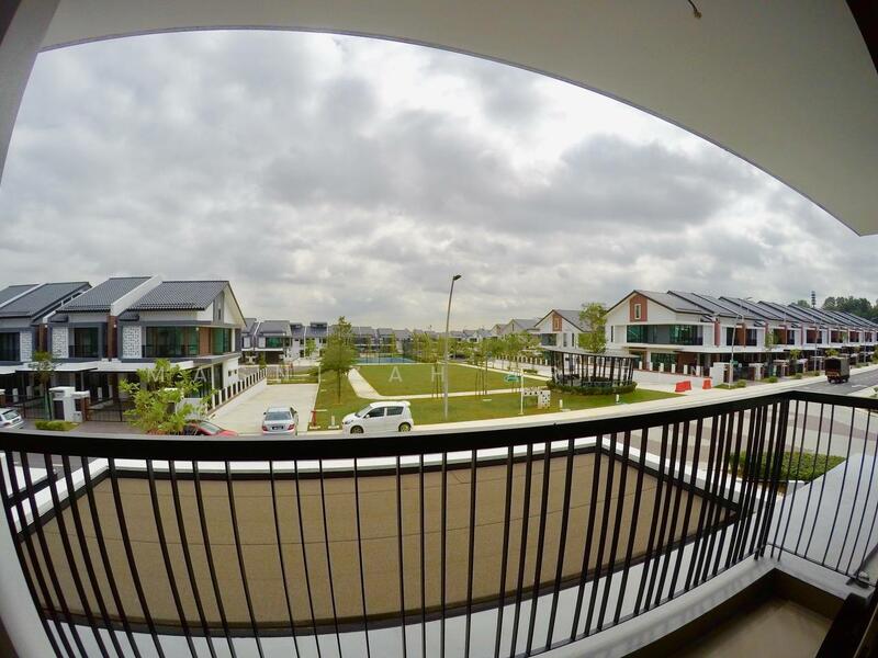 2-storey Terraced House for Sale in Shah Alam (Selangor) - Masnizah Arifin - Exterior - PropertyGuru.com.my