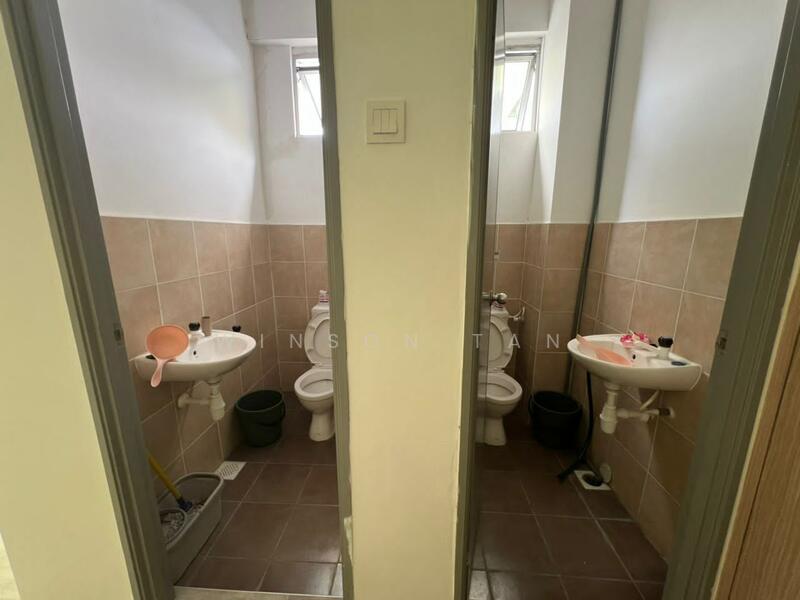 Cluster Factory for Sale in Taman Scientex Senai (Senai) - Winson Tan - Bathroom - PropertyGuru.com.my