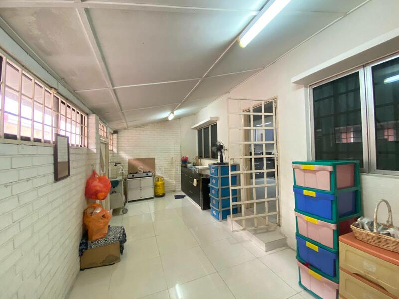 SS12 untuk Untuk Dijual - RM 1,050,000, Mac 2026 - Kitchen - PropertyGuru.com.my