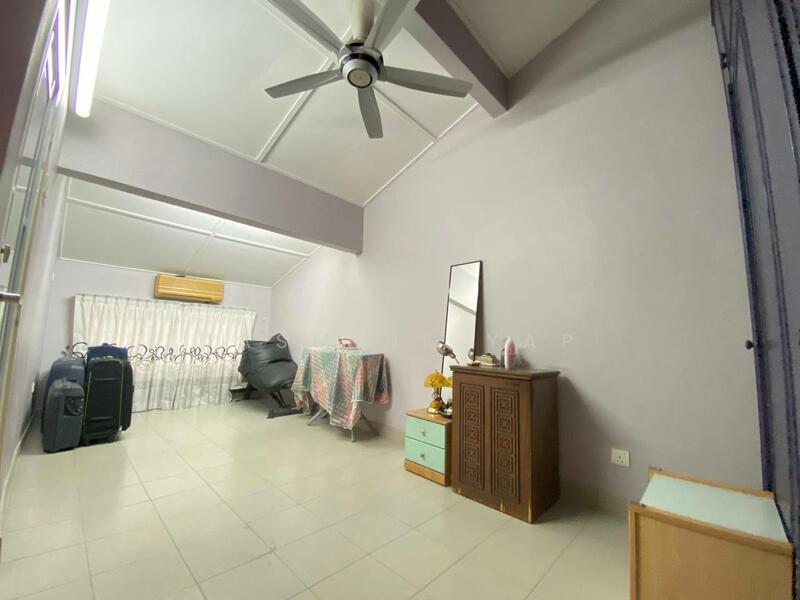 SS12 untuk Untuk Dijual - RM 1,050,000, Mac 2026 - Living Room - PropertyGuru.com.my