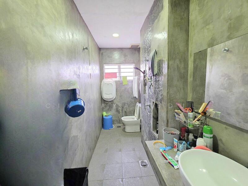 2 Storey House, Seksyen 23, Shah Alam Selangor untuk Untuk Dijual - RM 699,000, Feb 2026 - Bathroom - PropertyGuru.com.my