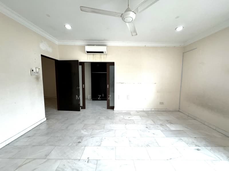 Taman Dato Ahmad Razali untuk Untuk Dijual - RM 1,000,000, Feb 2026 - Interior - PropertyGuru.com.my