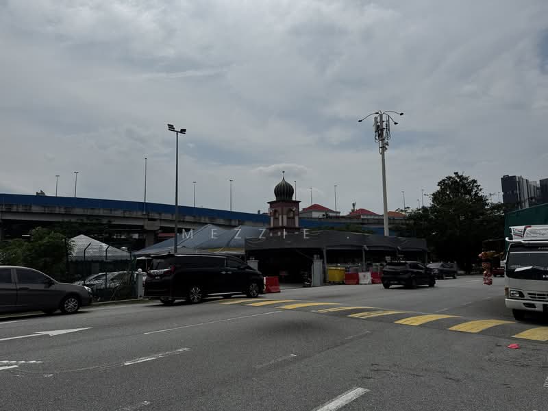 Taman Dato Ahmad Razali untuk Untuk Dijual - RM 1,000,000, Feb 2026 - Exterior - PropertyGuru.com.my