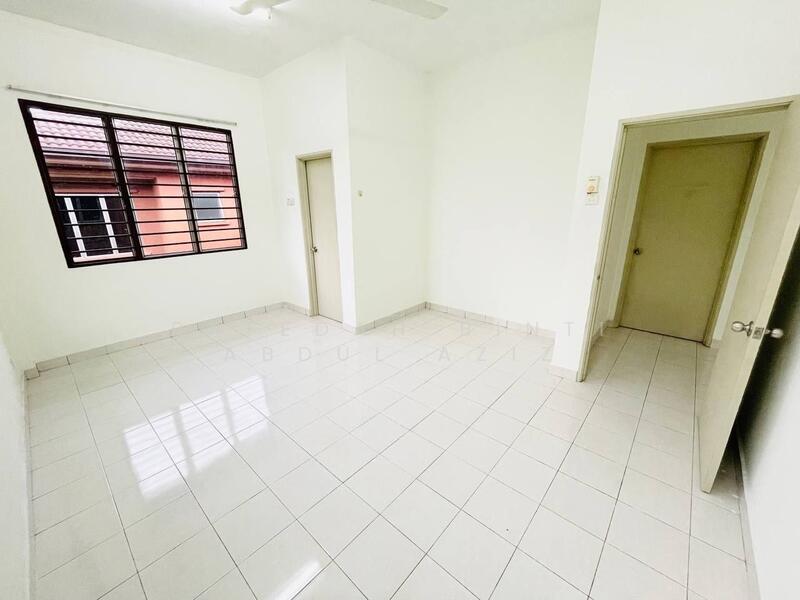 2-storey Terraced House for Sale in Alam Budiman (Shah Alam) - Rafedah Binti Abdul Aziz - Interior - PropertyGuru.com.my