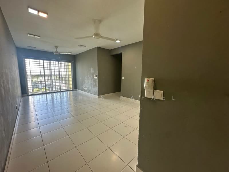 Apartment for Sale at Seri Pinang - Farhan Rafael - Living Room - PropertyGuru.com.my