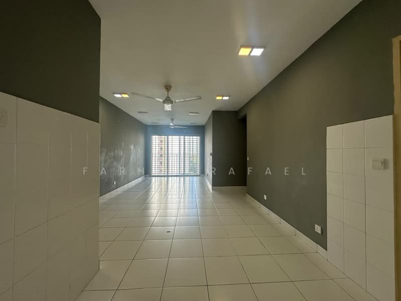 Apartment for Sale at Seri Pinang - Farhan Rafael - Living Room - PropertyGuru.com.my